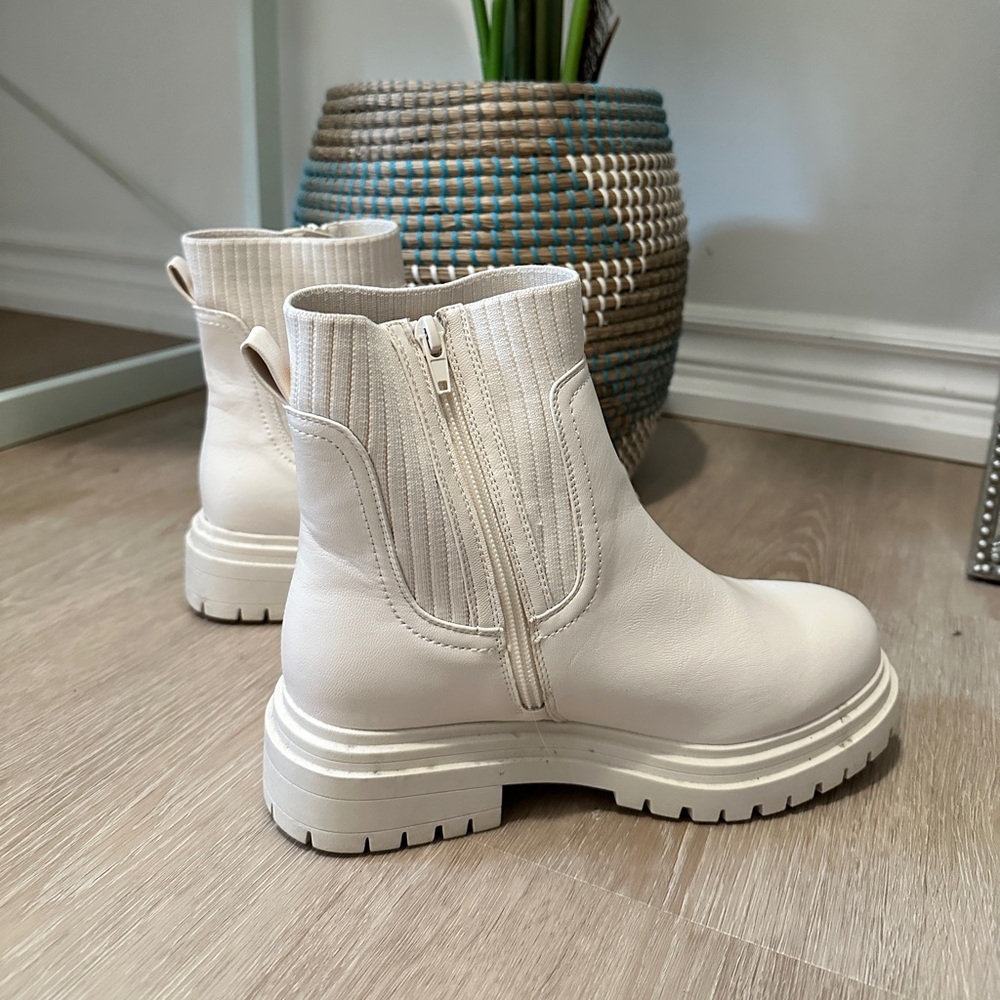 Women's Cream Ankle Boots